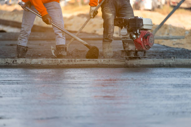 Best Concrete Pool Decks in Minnetrista, MN